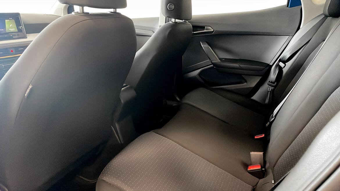 Vehicle Image 12