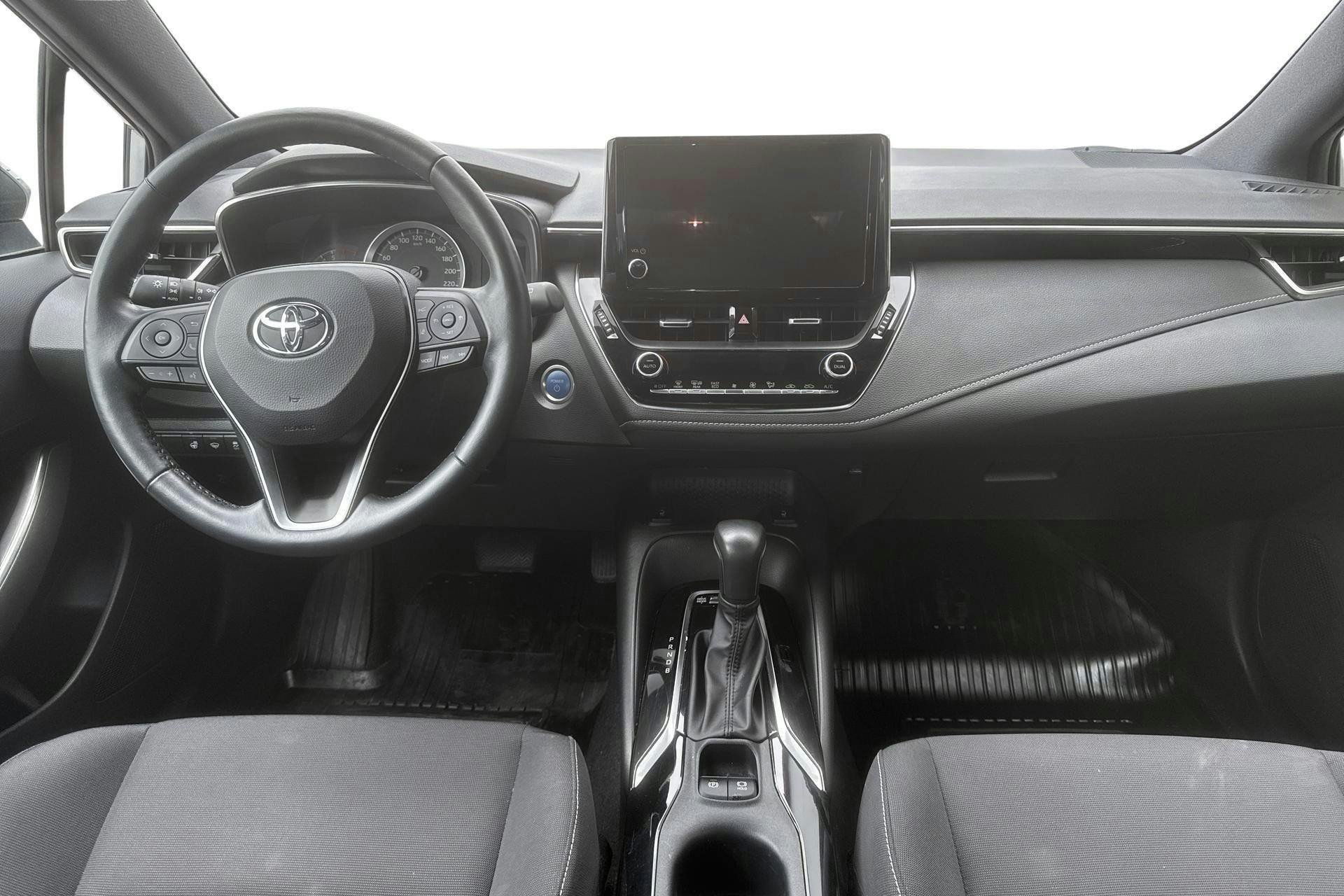 Vehicle Image 6