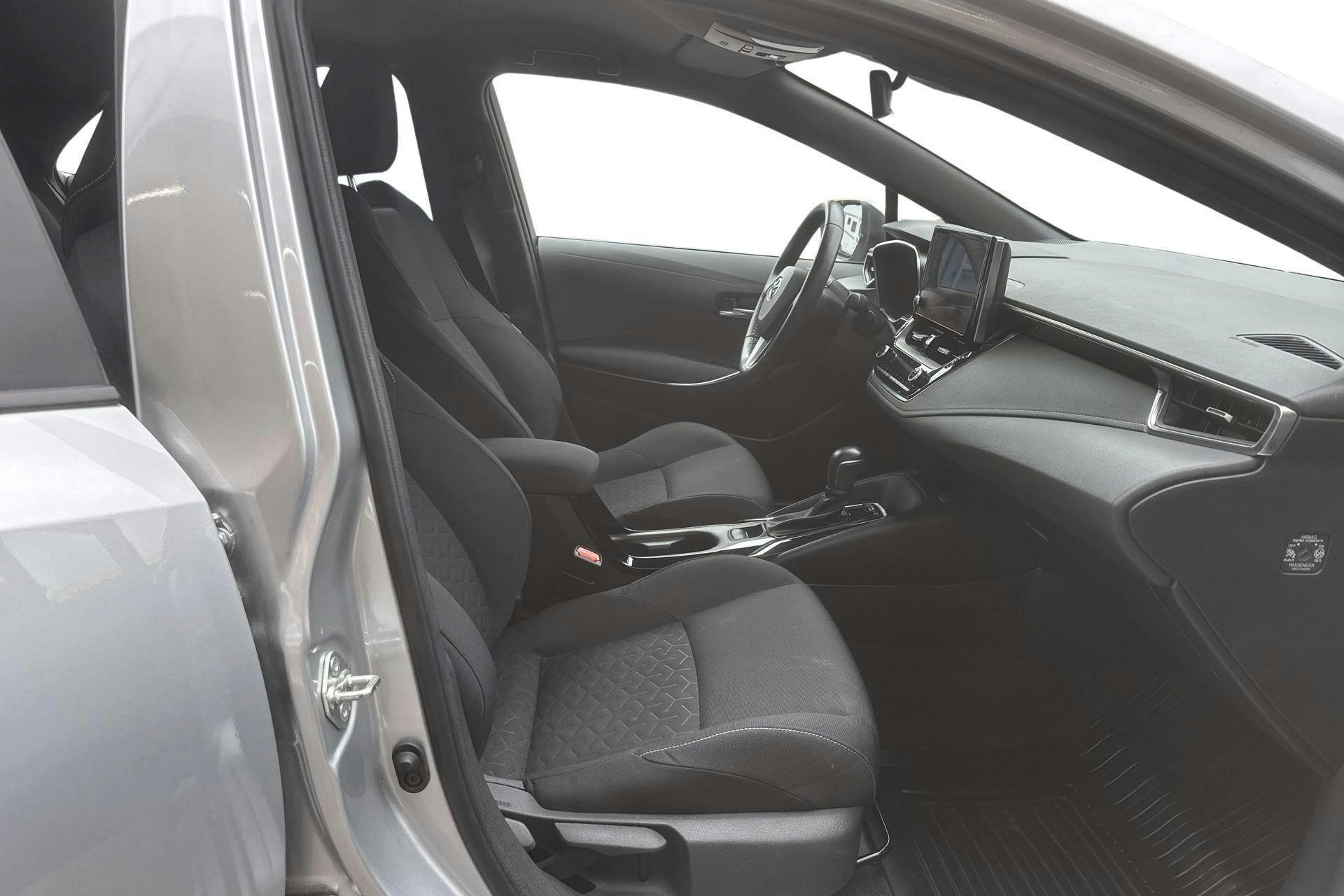 Vehicle Image 7