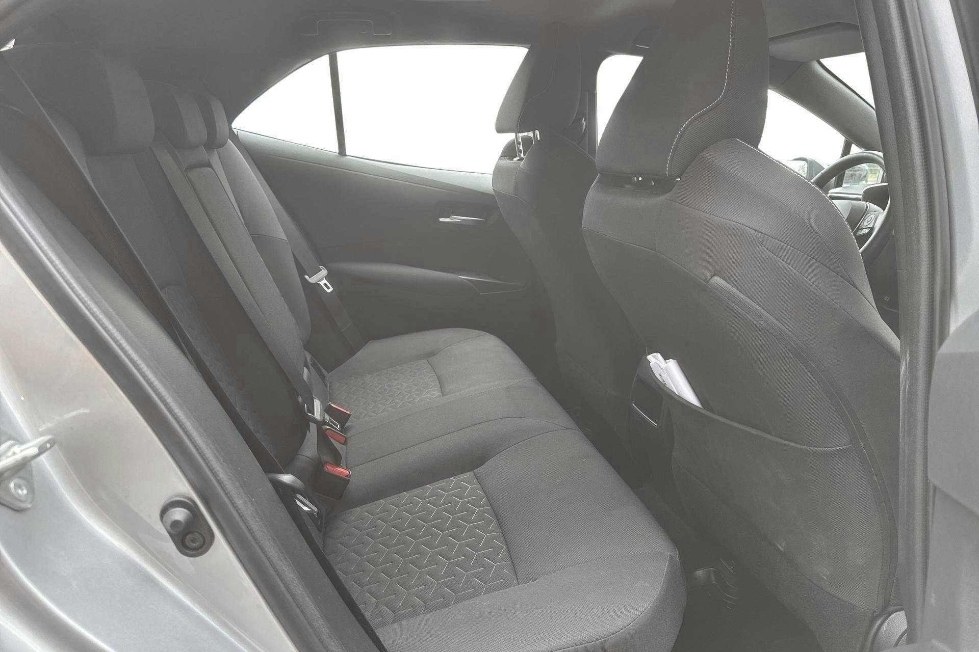 Vehicle Image 8