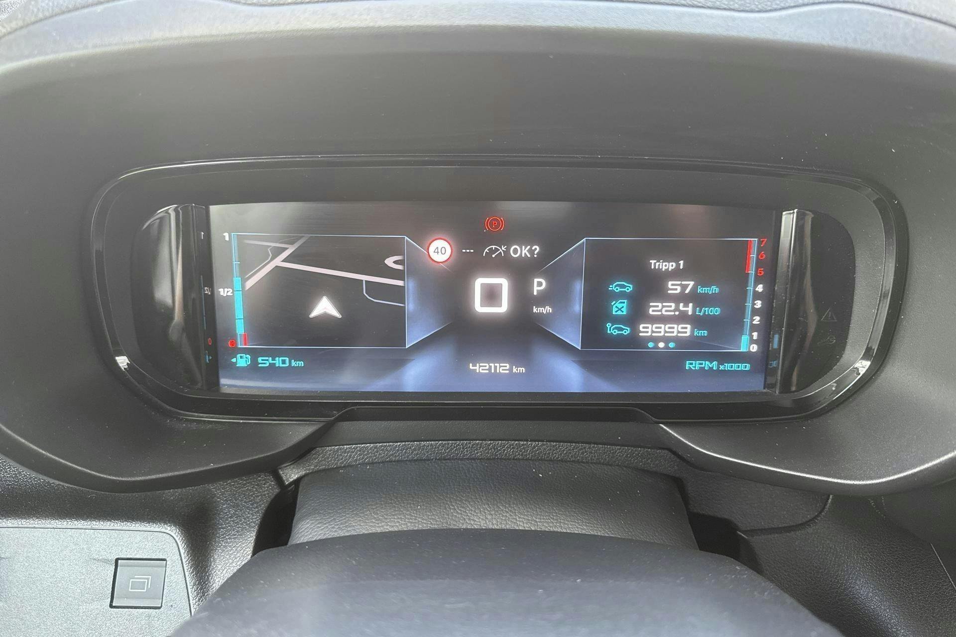 Vehicle Image 11