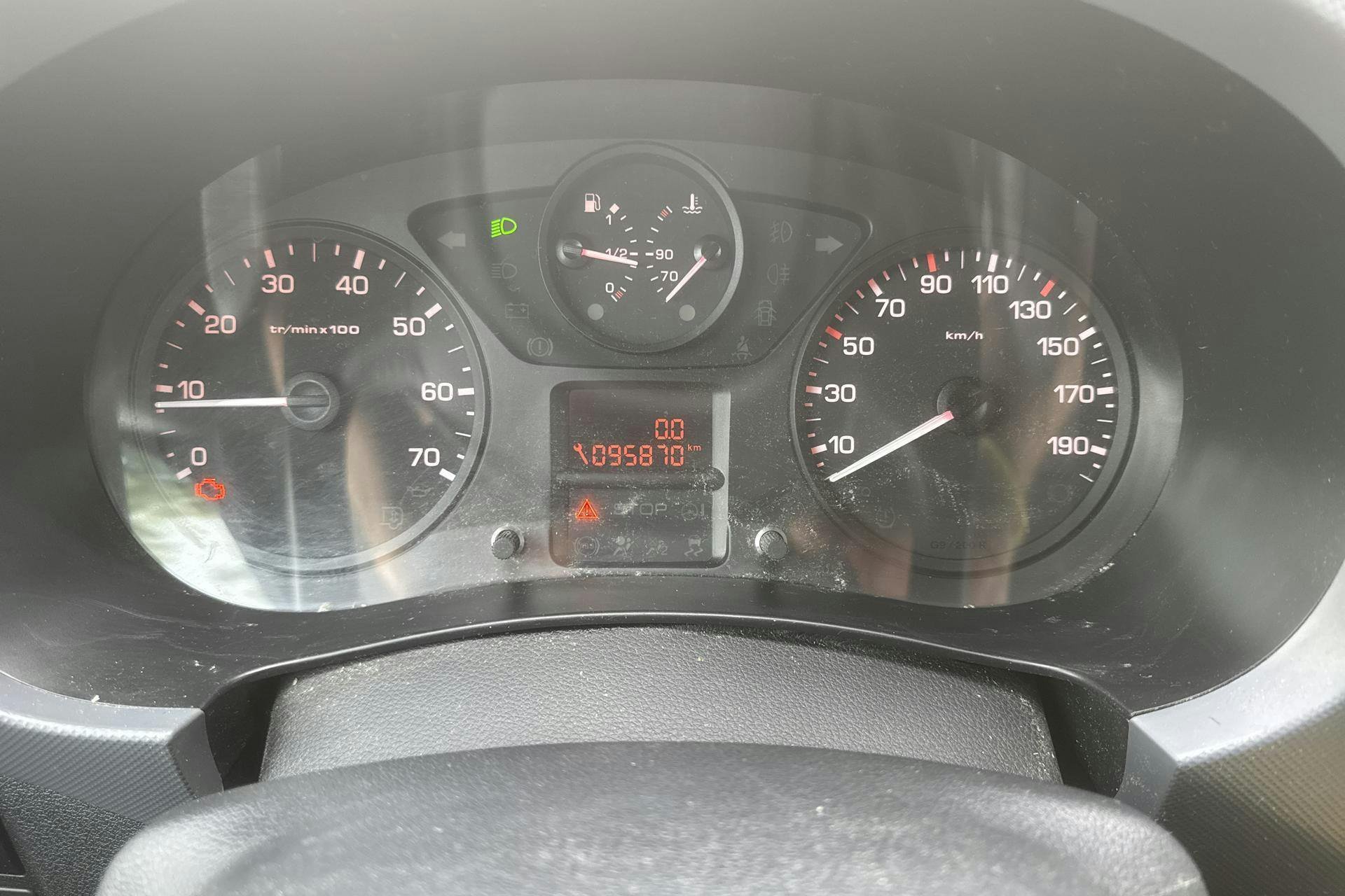 Vehicle Image 11