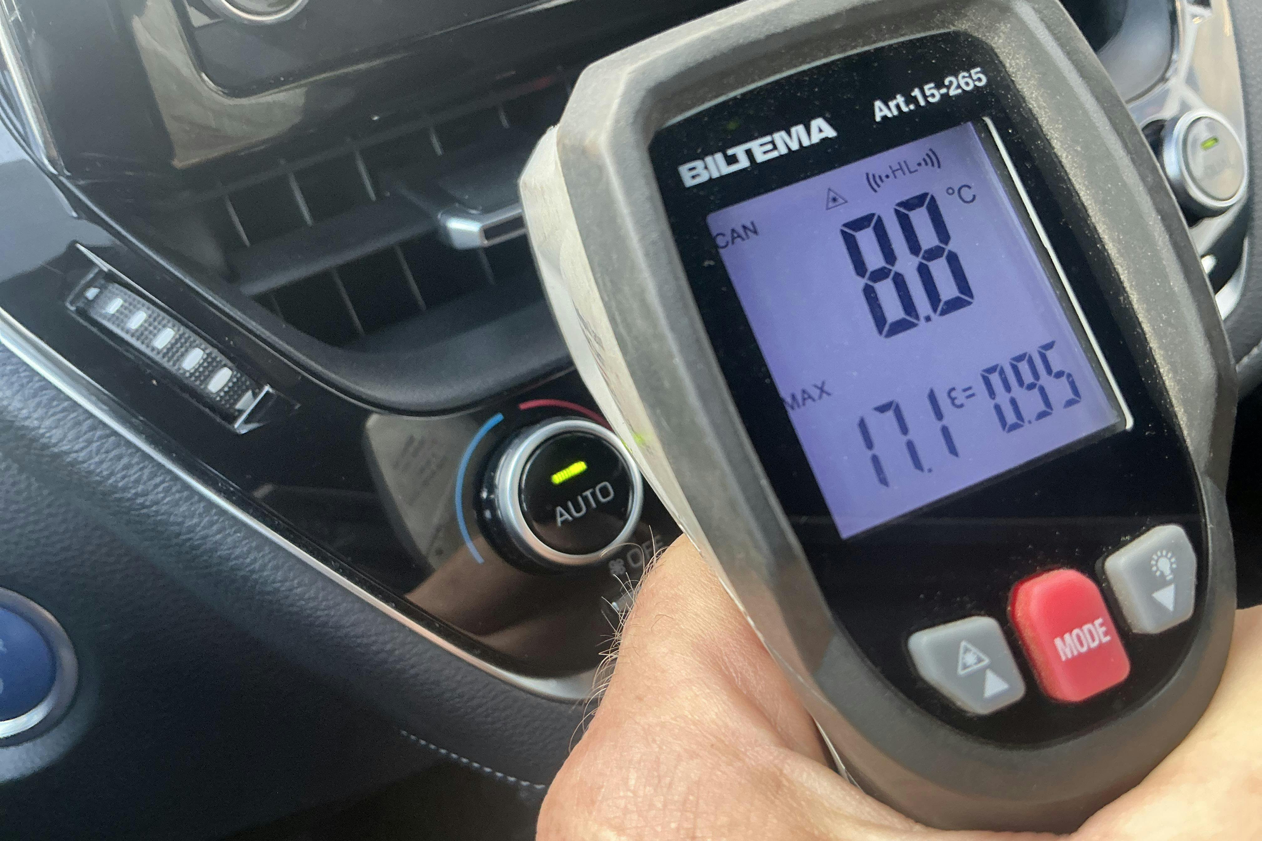 Vehicle Image 13