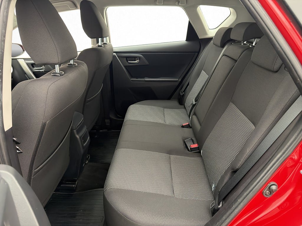 Vehicle Image 17