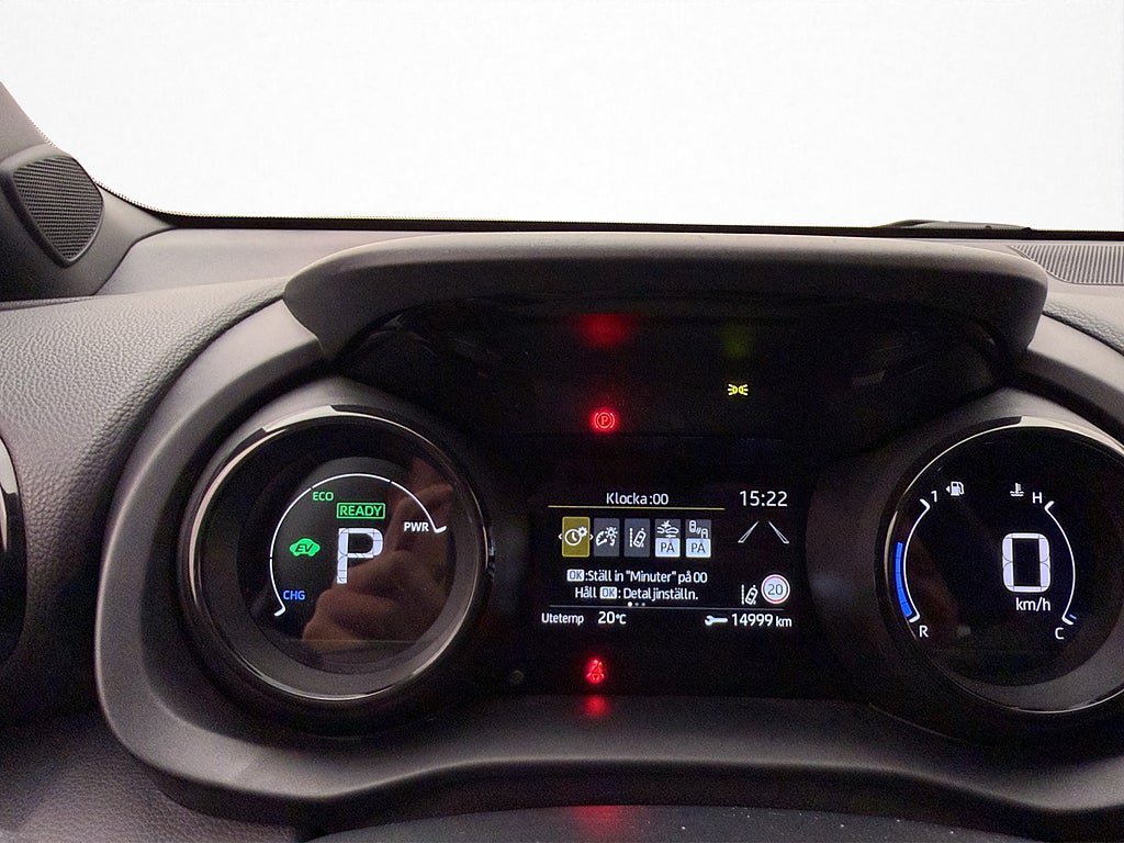 Vehicle Image 15