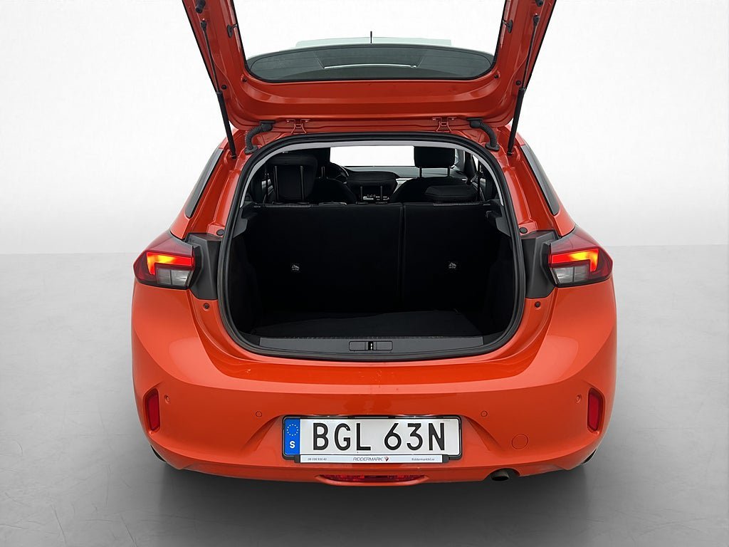Vehicle Image 23