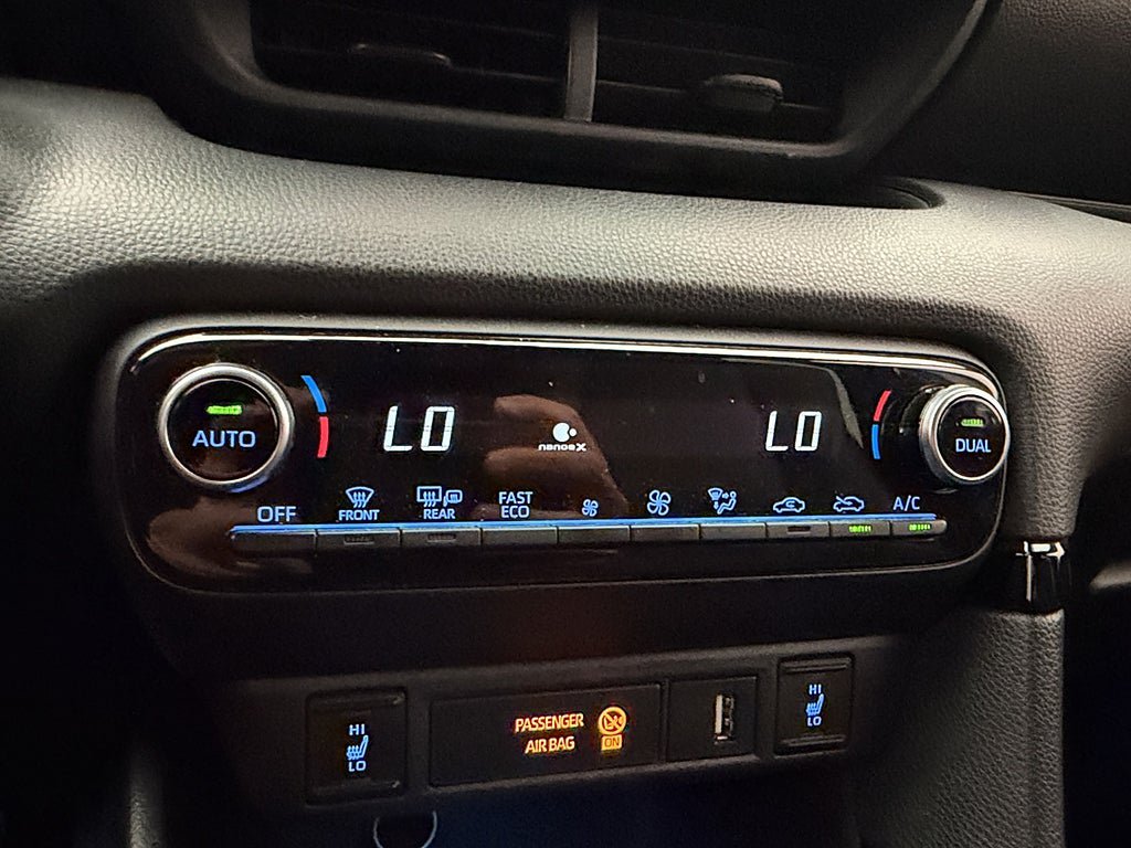Vehicle Image 23