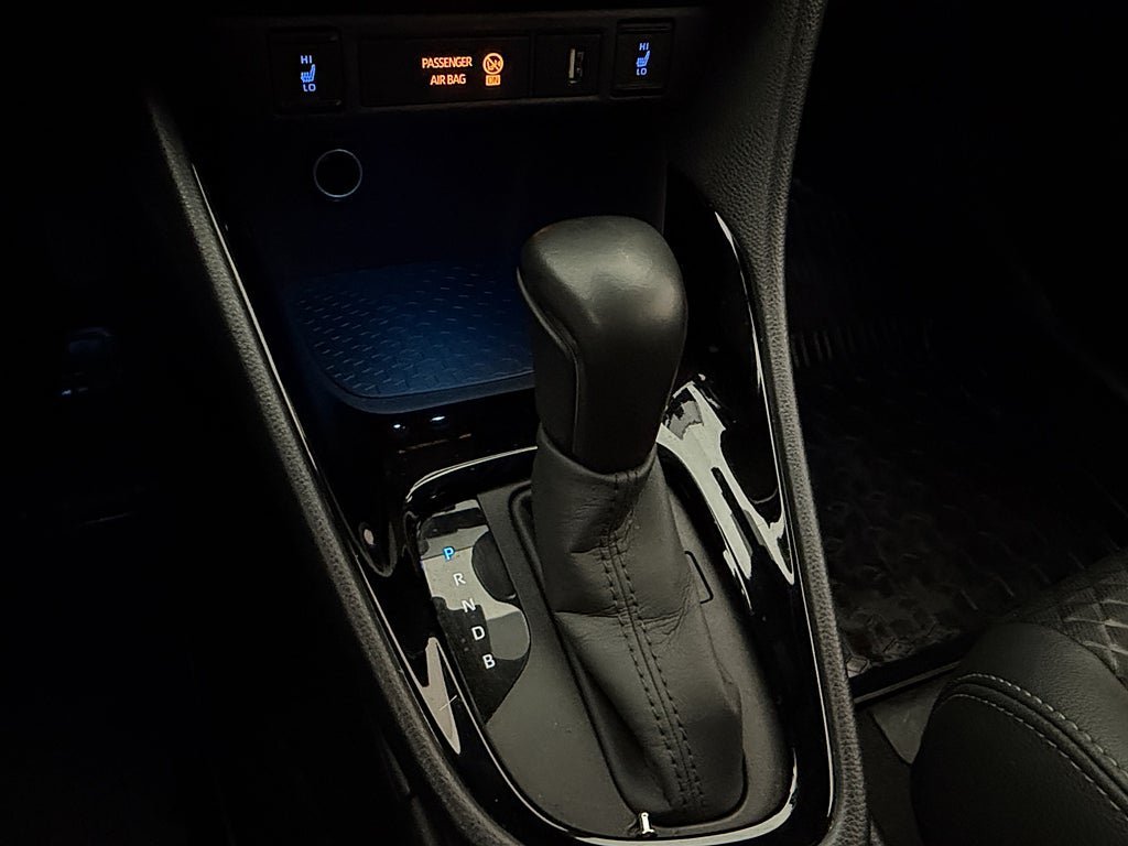 Vehicle Image 24