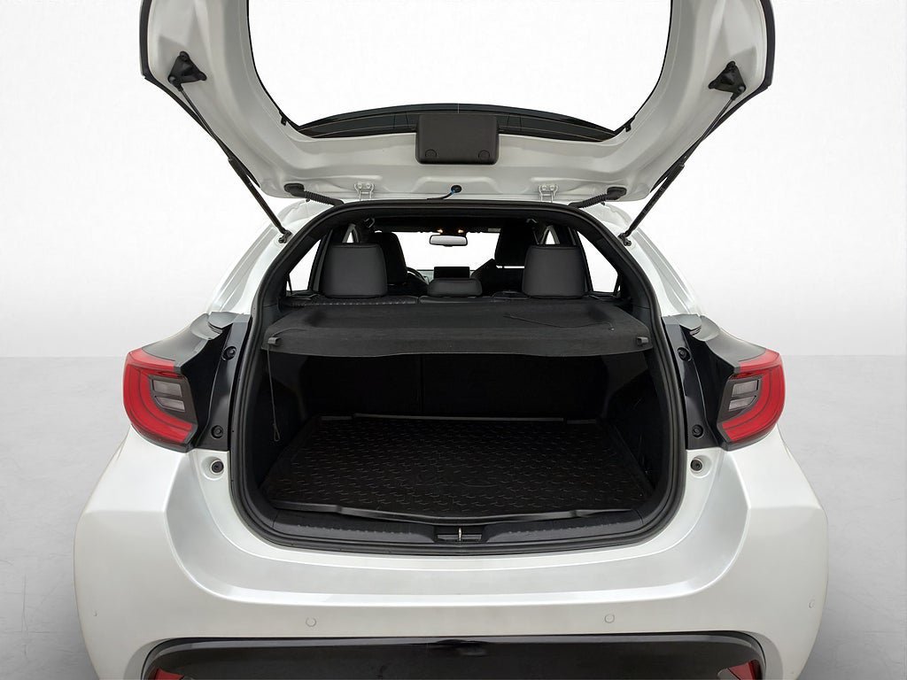 Vehicle Image 30