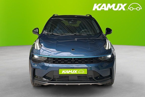 Vehicle Image 6