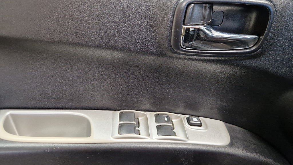 Vehicle Image 17