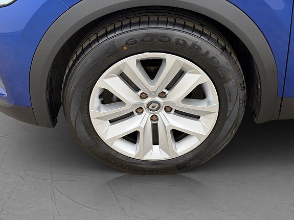 Vehicle Image 24