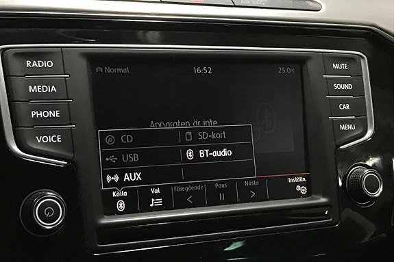 Vehicle Image 24