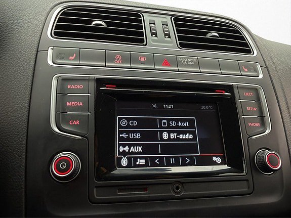 Vehicle Image 19