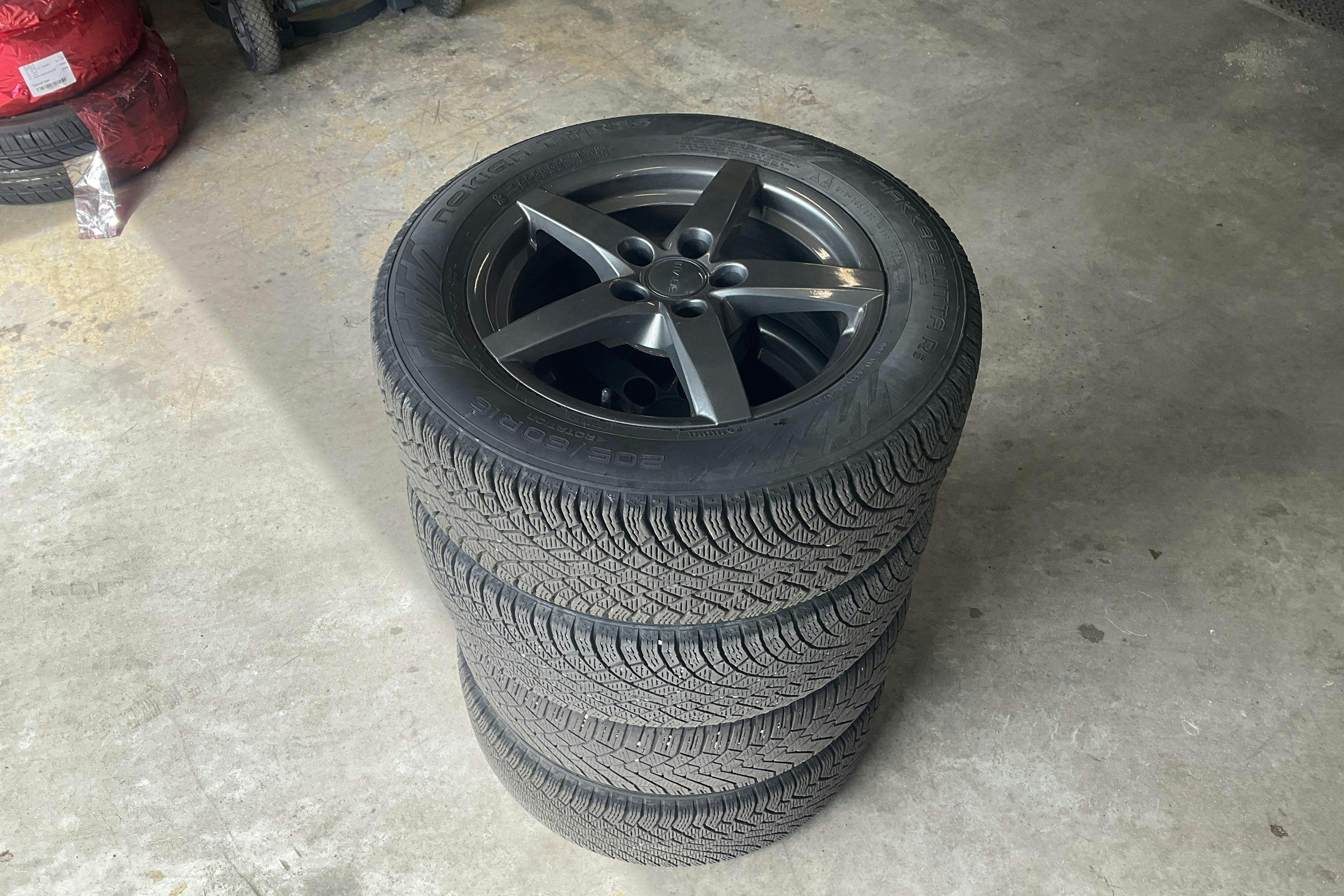 Vehicle Image 20