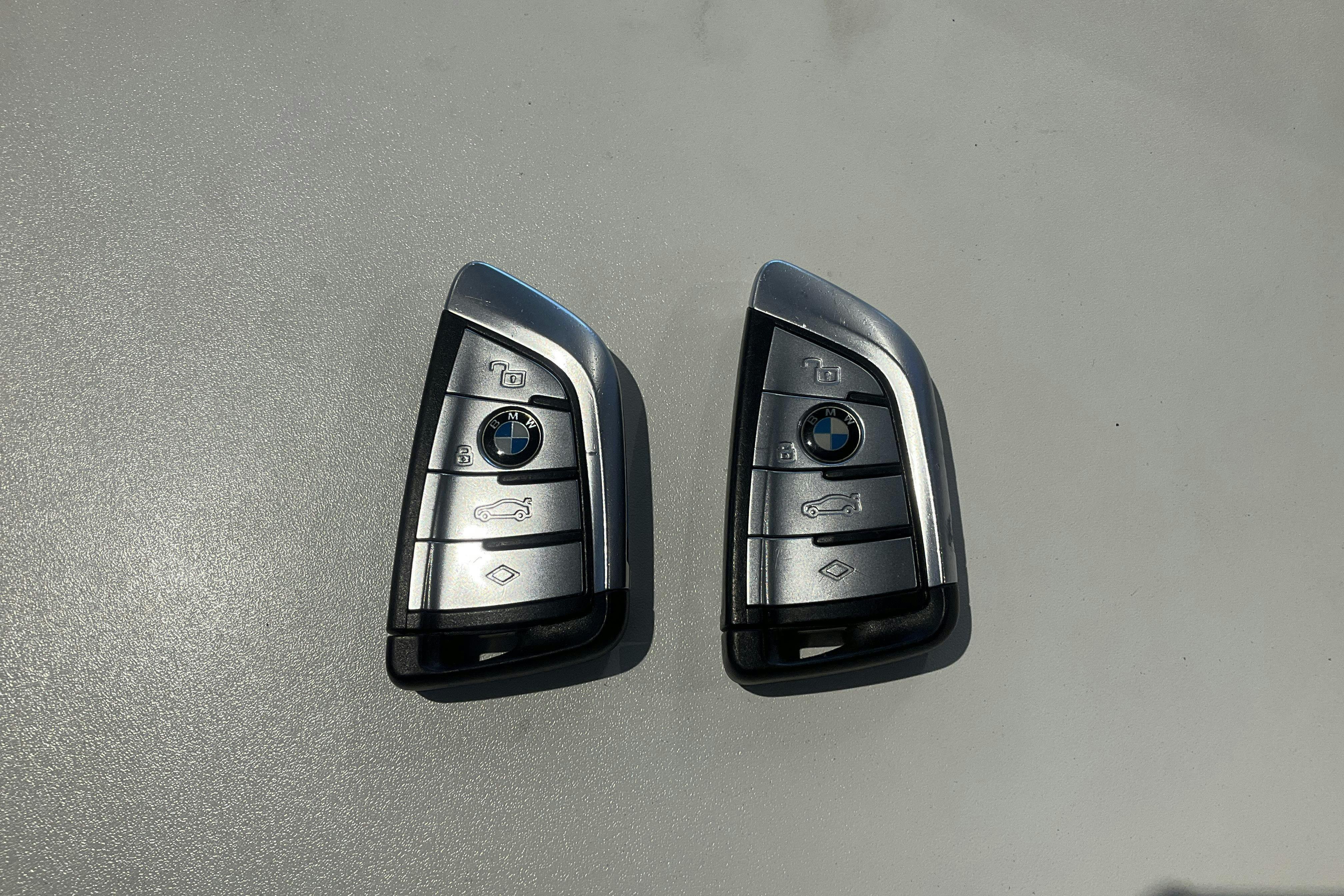 Vehicle Image 23