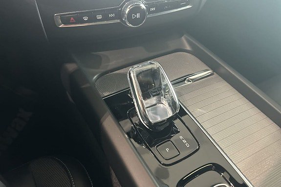 Vehicle Image 29