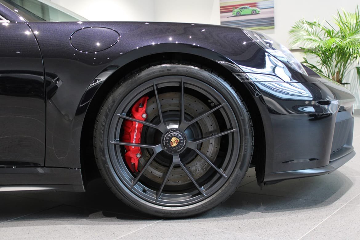 Vehicle Image 10