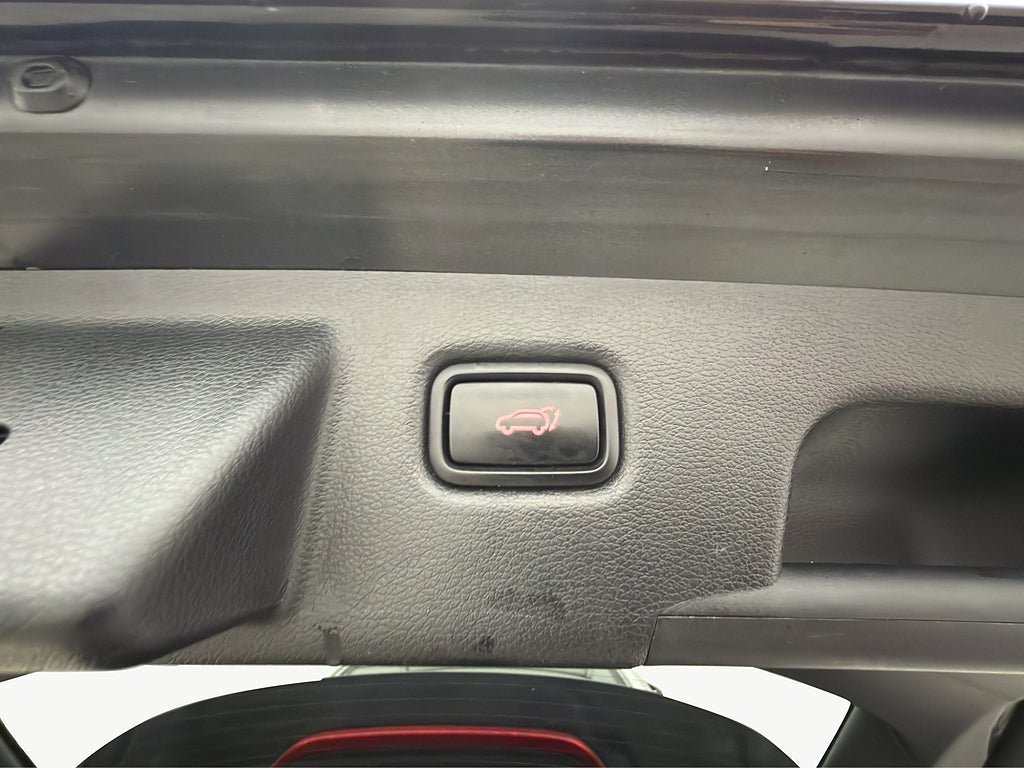 Vehicle Image 28