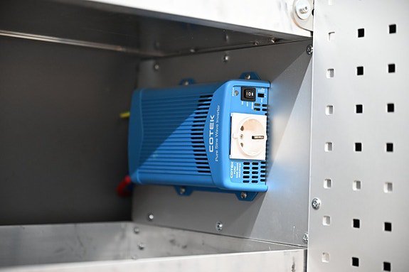 Vehicle Image 12