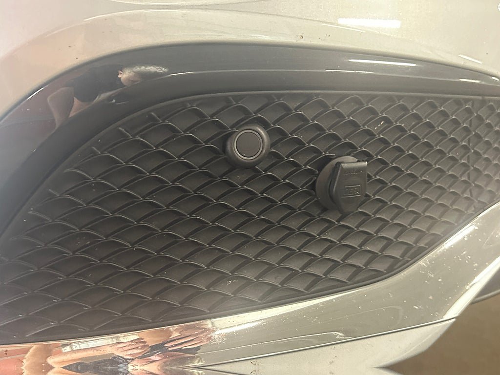 Vehicle Image 25