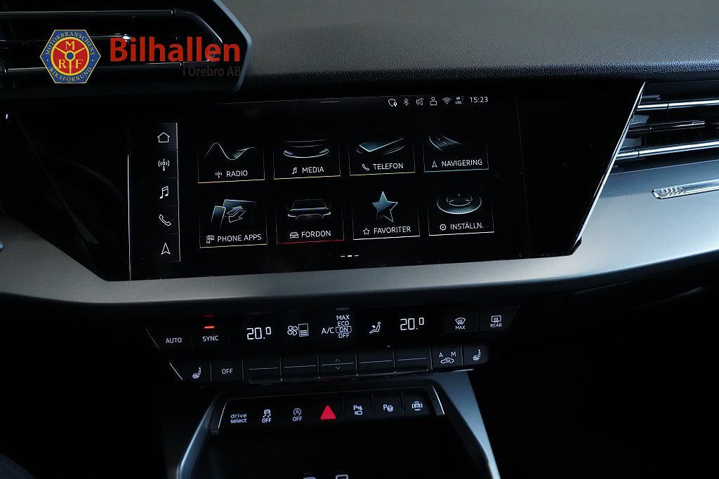 Vehicle Image 19
