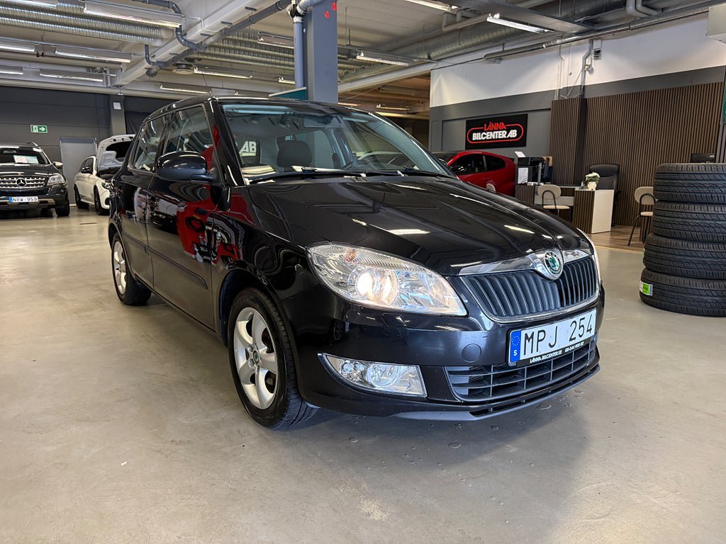 Vehicle Image 6