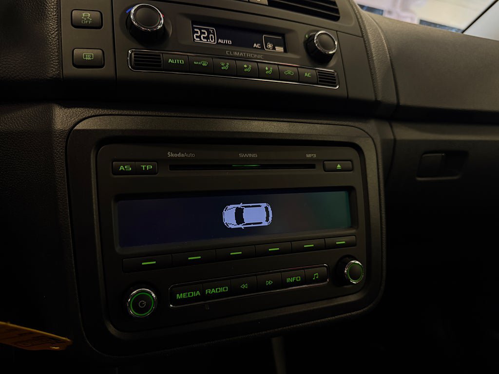 Vehicle Image 15