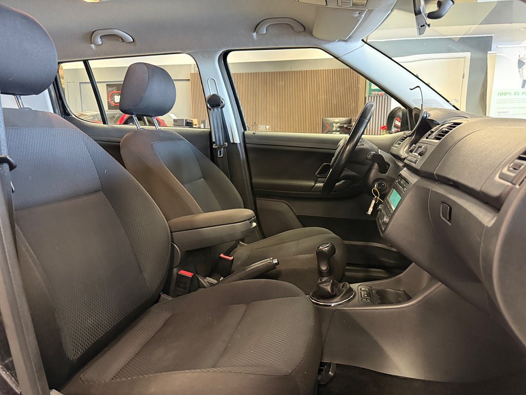 Vehicle Image 18