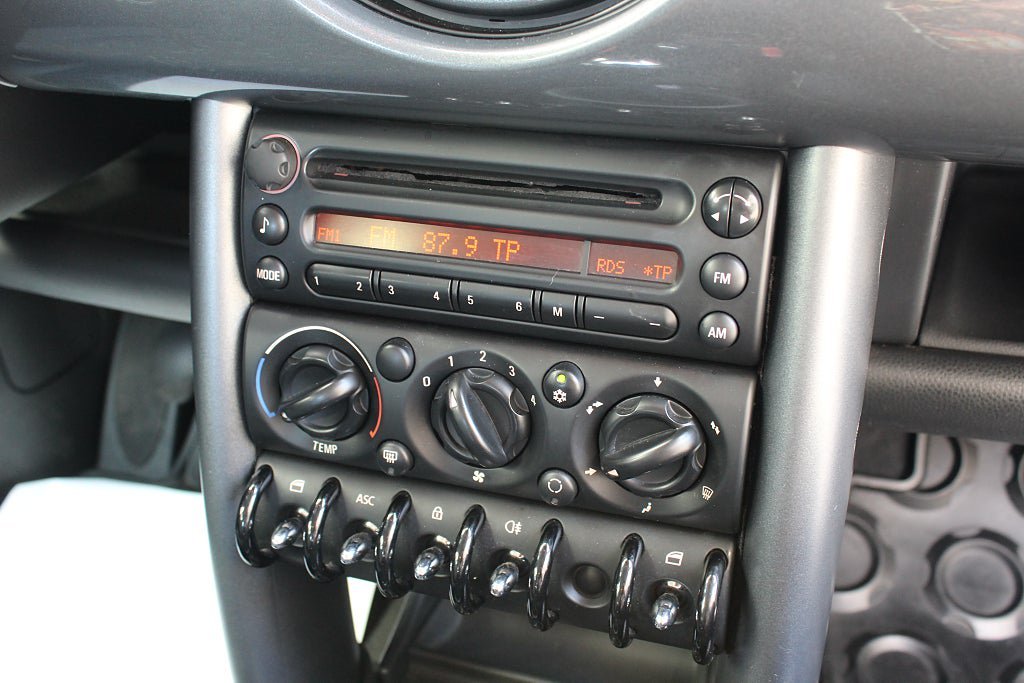 Vehicle Image 26