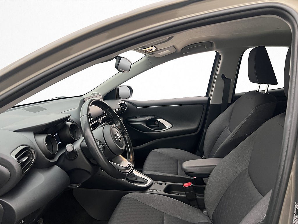 Vehicle Image 14