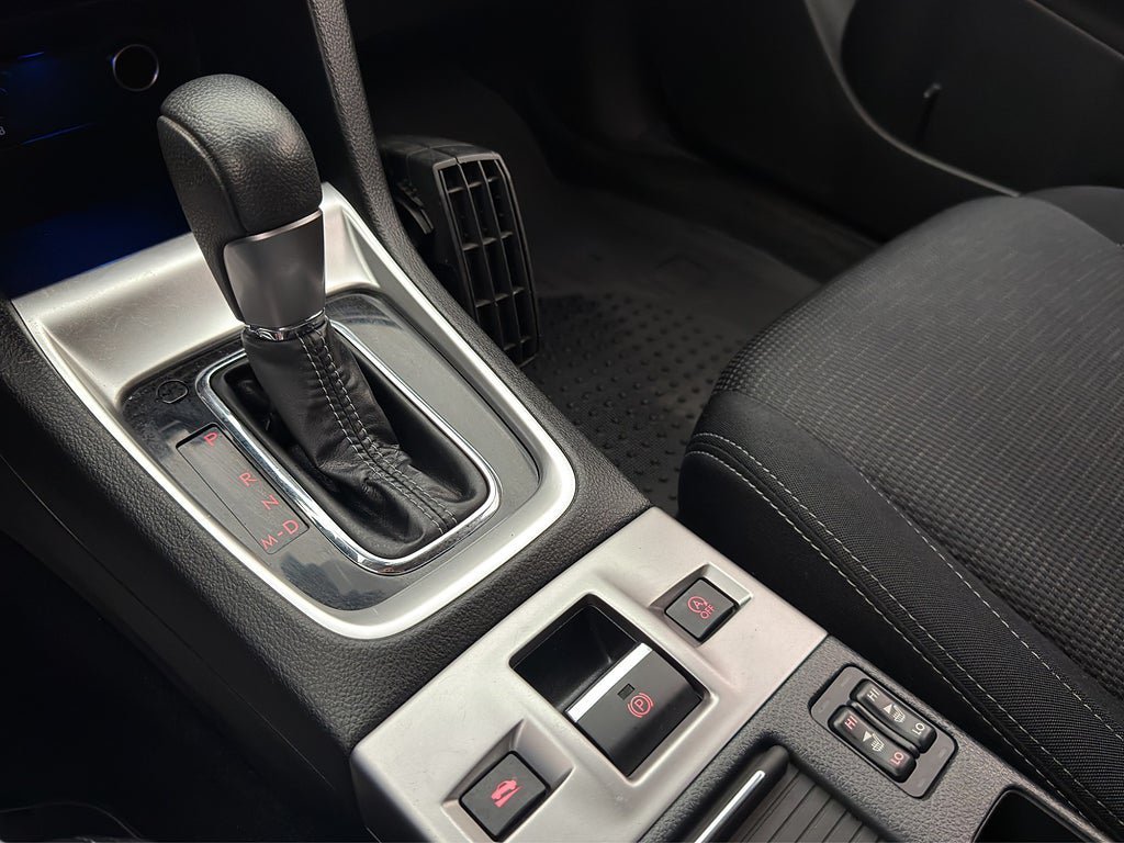 Vehicle Image 24