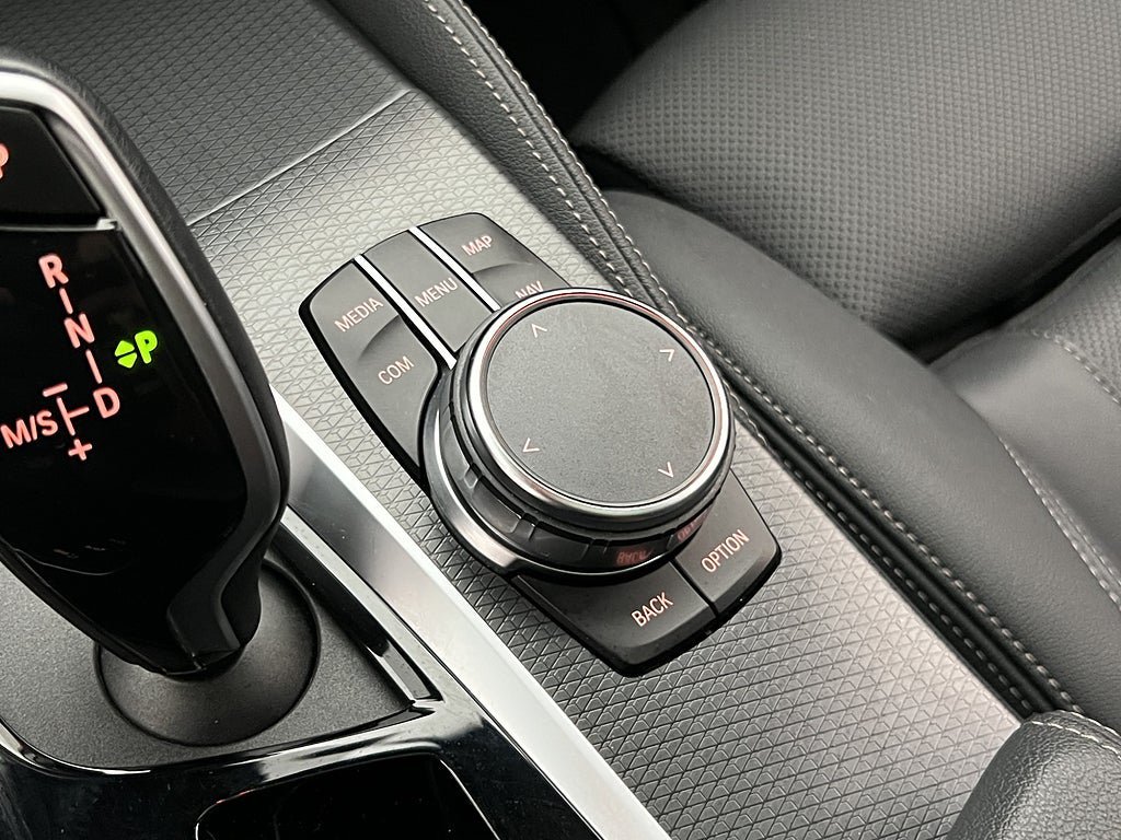 Vehicle Image 37