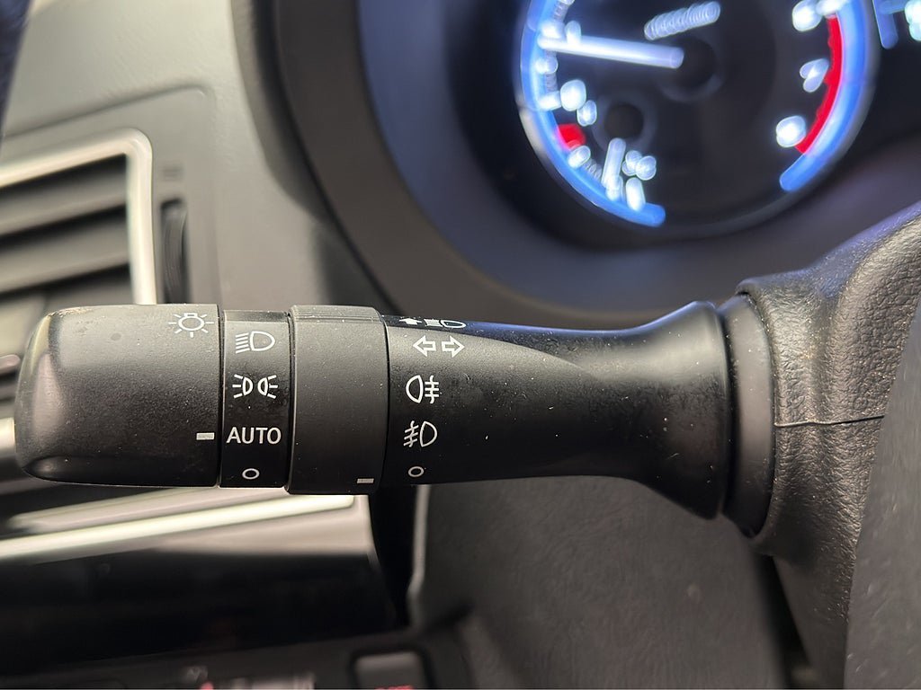 Vehicle Image 33