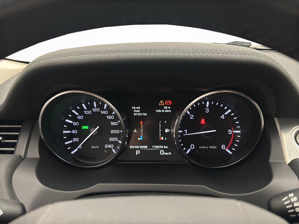 Vehicle Image 15