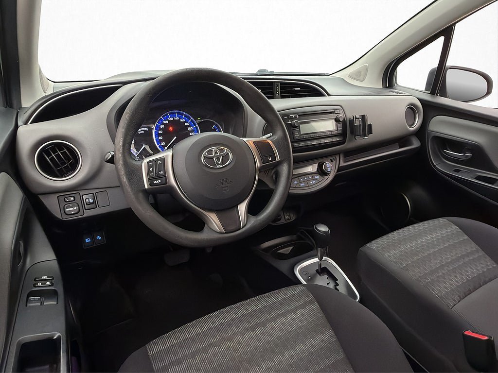 Vehicle Image 15