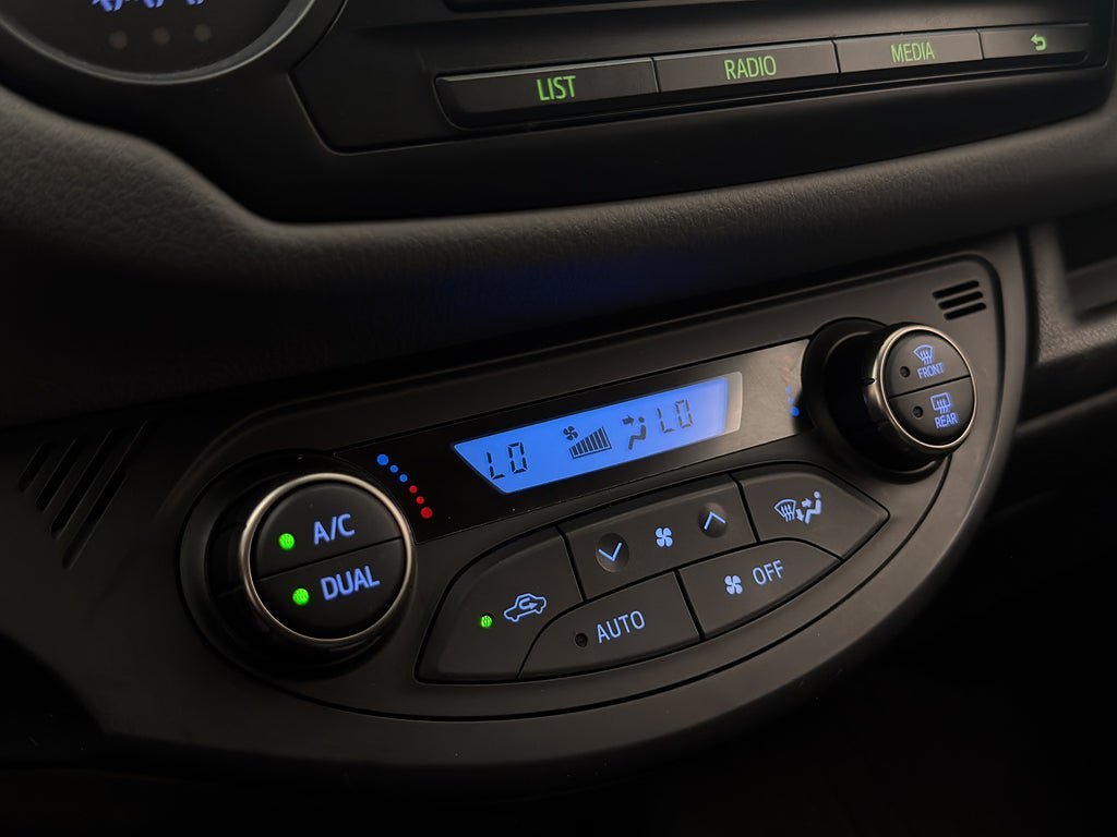 Vehicle Image 18