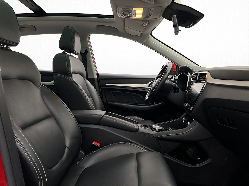 Vehicle Image 16