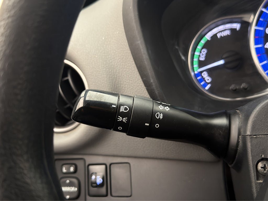 Vehicle Image 22