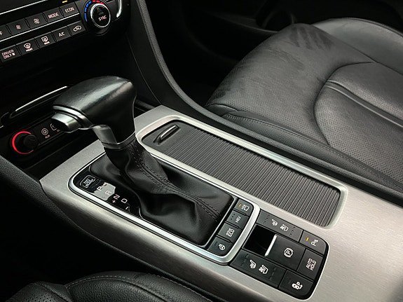 Vehicle Image 26