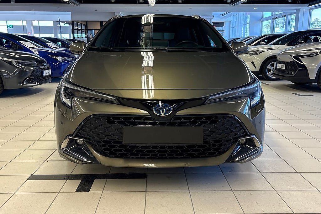 Vehicle Image 8