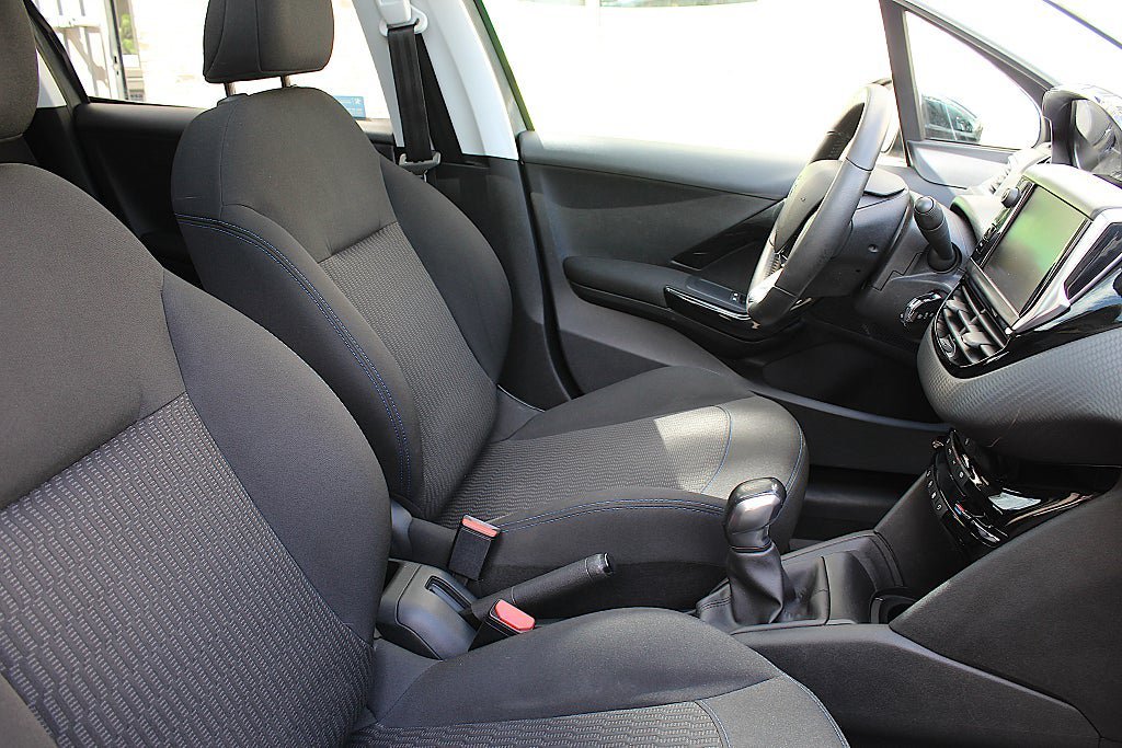 Vehicle Image 20