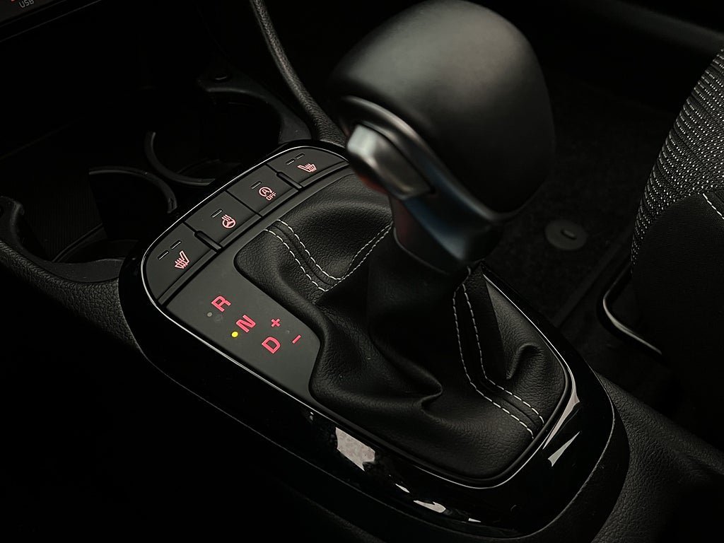 Vehicle Image 23