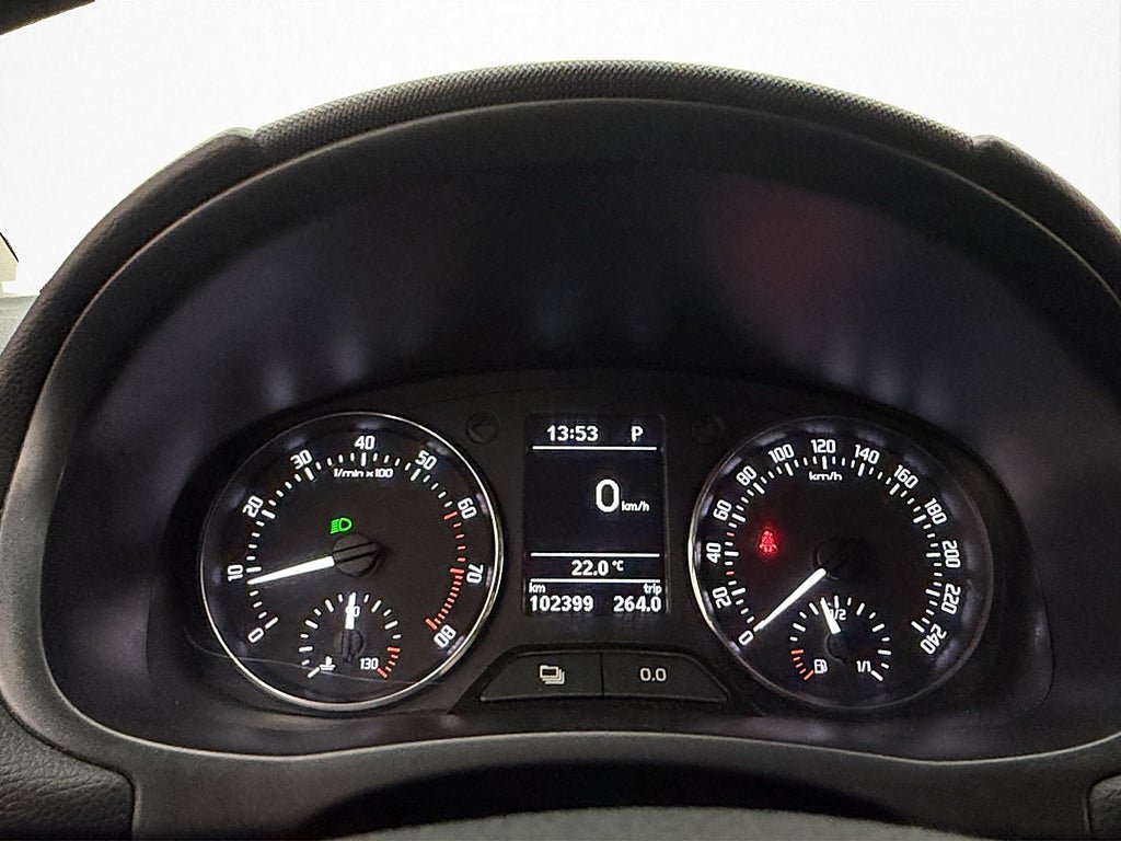 Vehicle Image 21