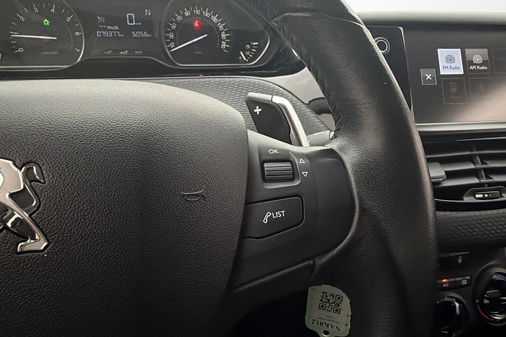 Vehicle Image 19