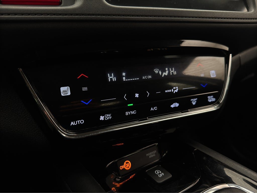 Vehicle Image 21