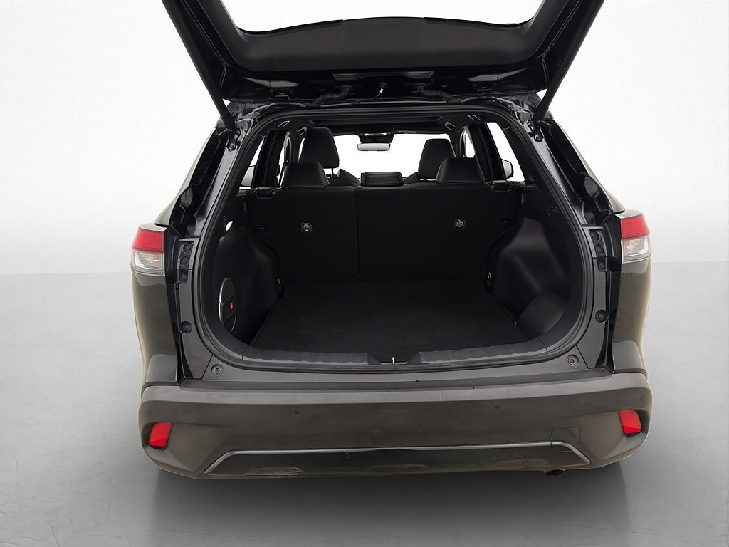 Vehicle Image 33