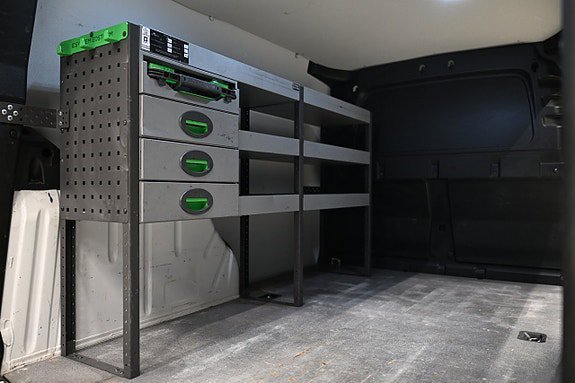 Vehicle Image 9
