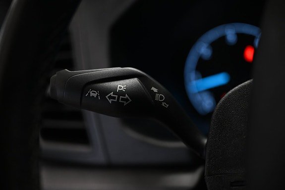 Vehicle Image 26