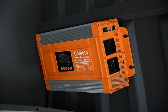 Vehicle Image 13